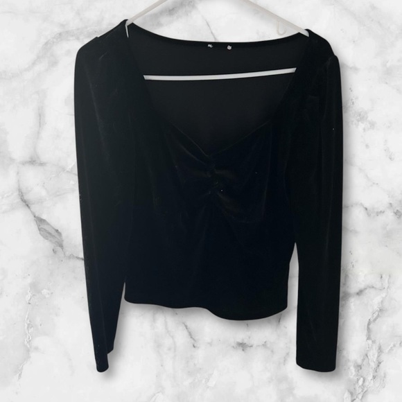 Velvet Longsleeve - Picture 3 of 5